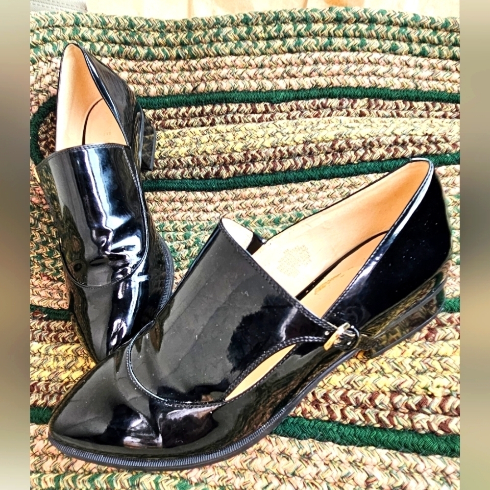 Nine West Nyessa Black Patent Pointed Toe Oxford-Size 8M